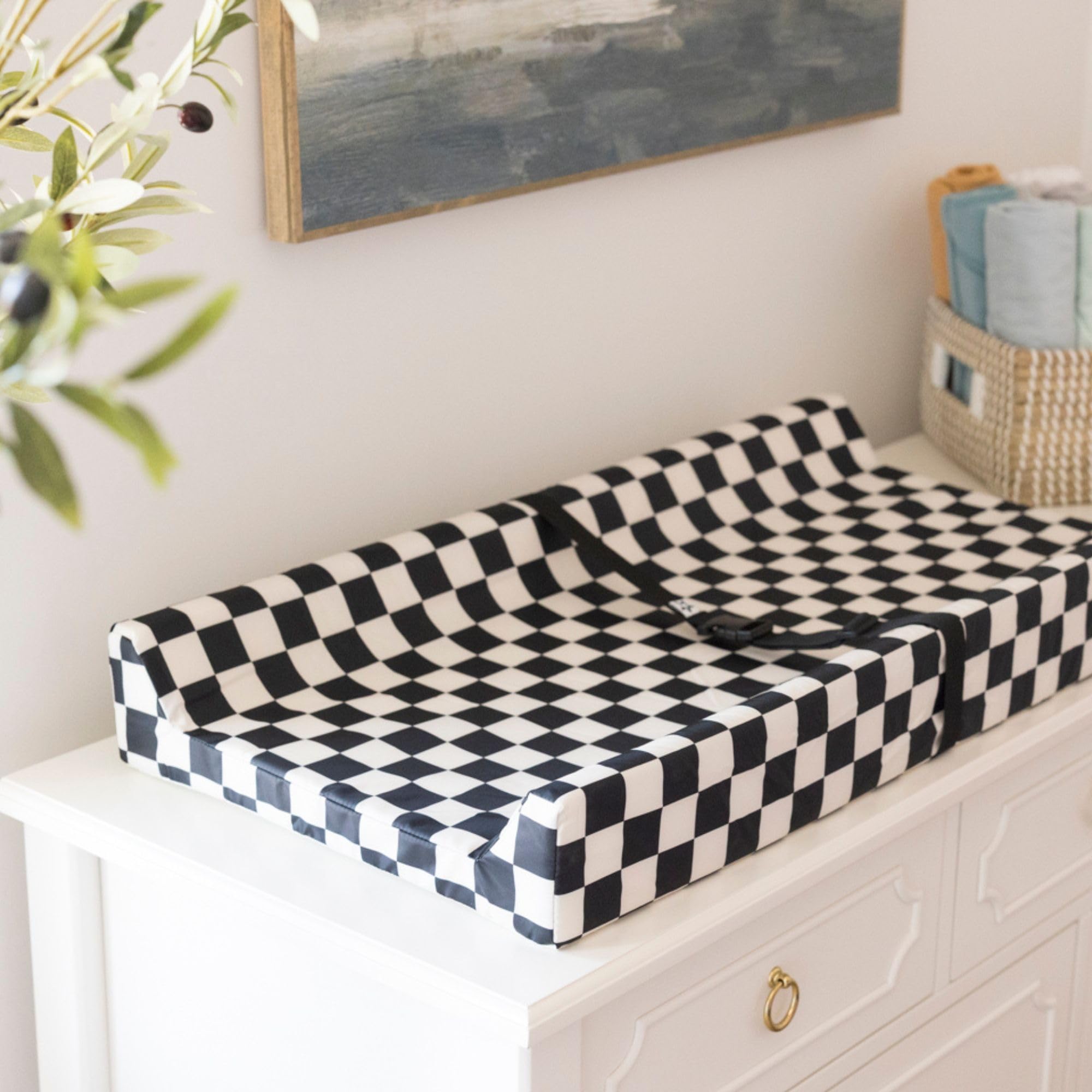 Tiny Twinkle changing pad non-slip base prevents shifting during use.