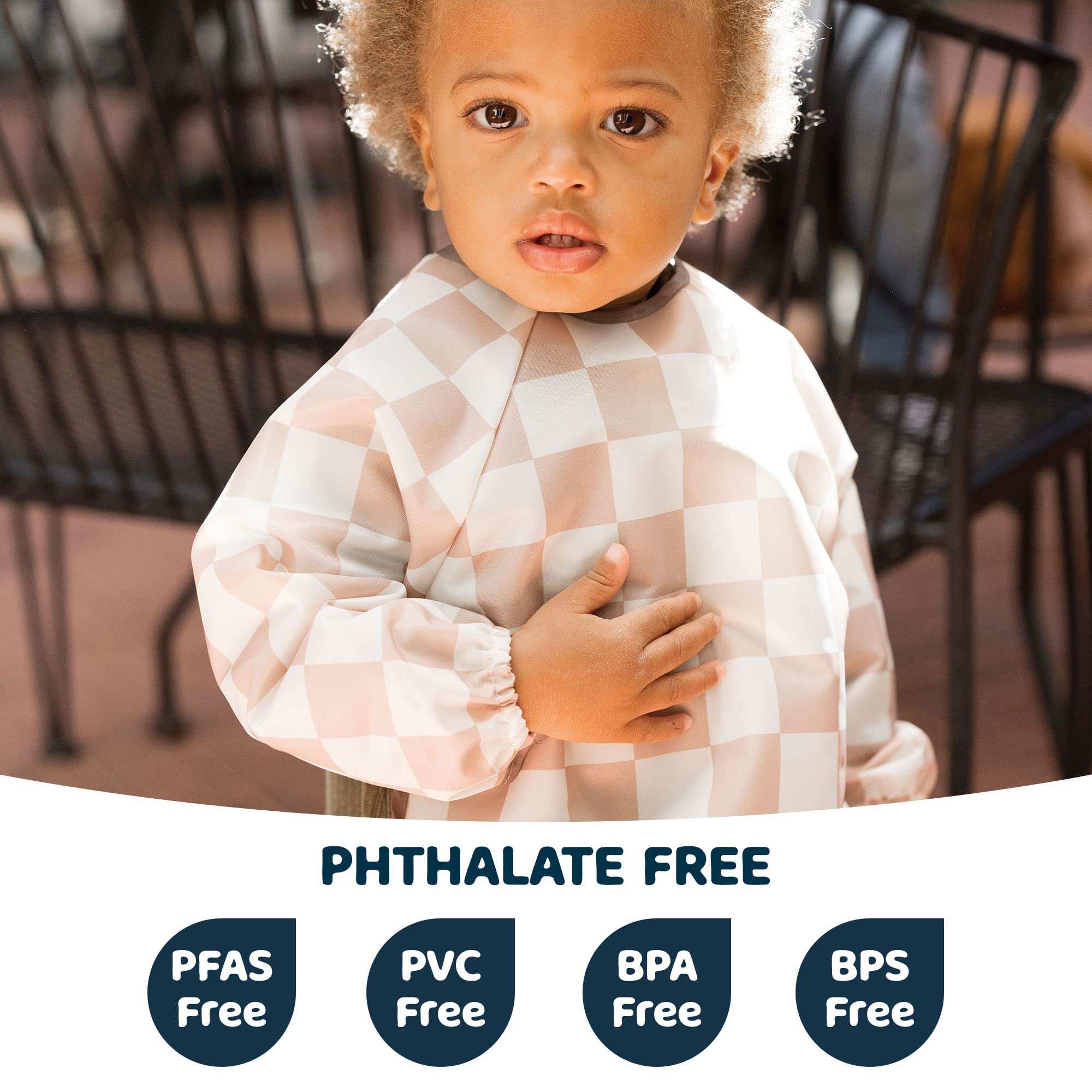 Tiny Twinkle bib allows flexible movement during active feeding.