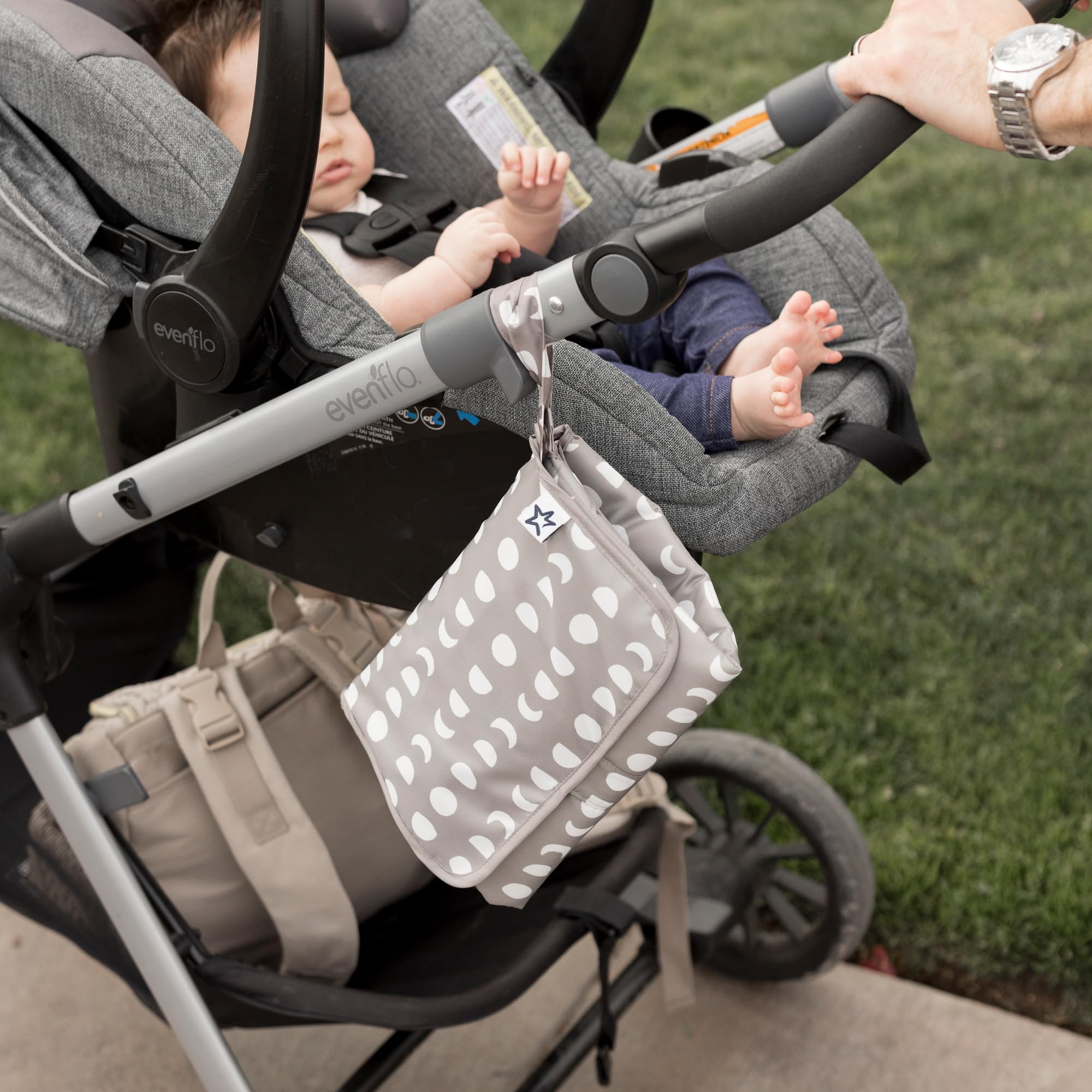 Tiny Twinkle Luna soft-surface baby-pad for gentle comfort during changes