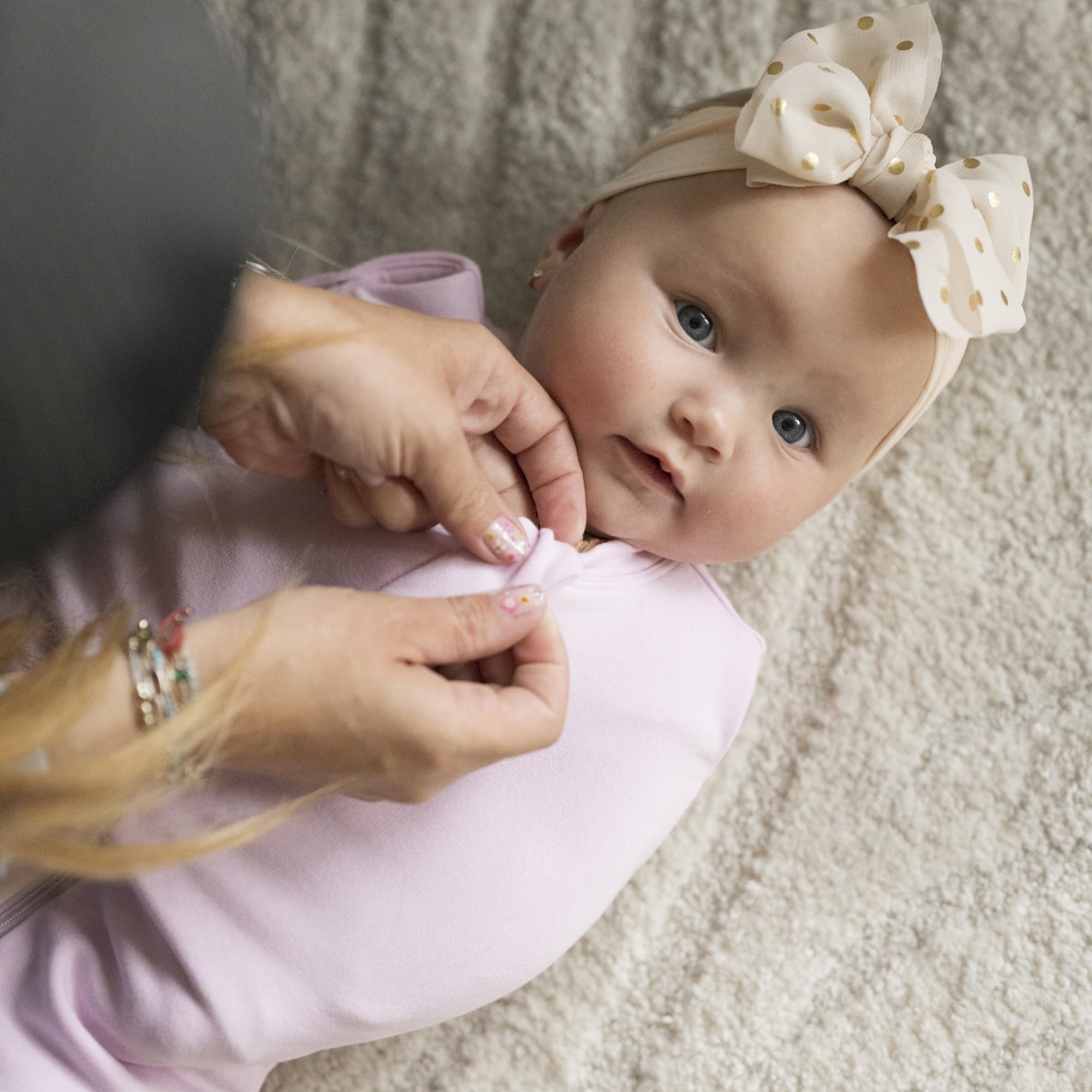 Tiny Twinkle machine-washable feature highlights easy cleanup between sleeps