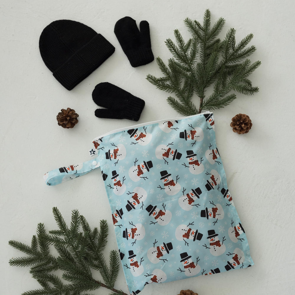 Tiny Twinkle Wet Bag open-top design ready for quick storage