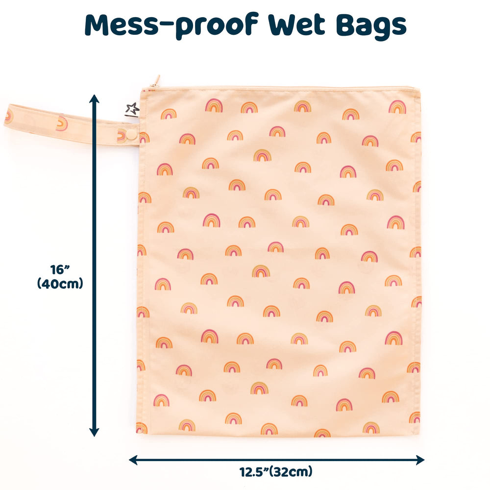 Tiny Twinkle Wet Bag leak-resistant seams protect wet items during outings.