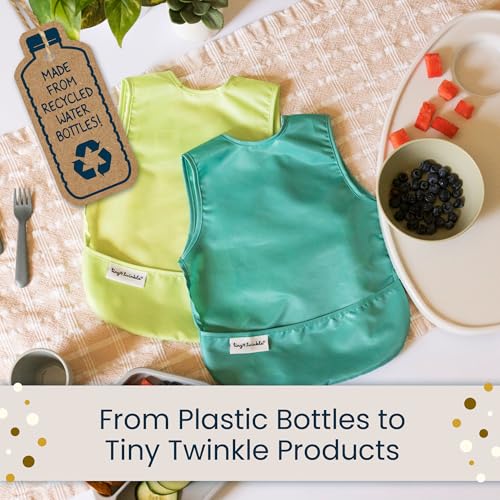 Tiny Twinkle wipe-clean surface showcases easy maintenance between meals