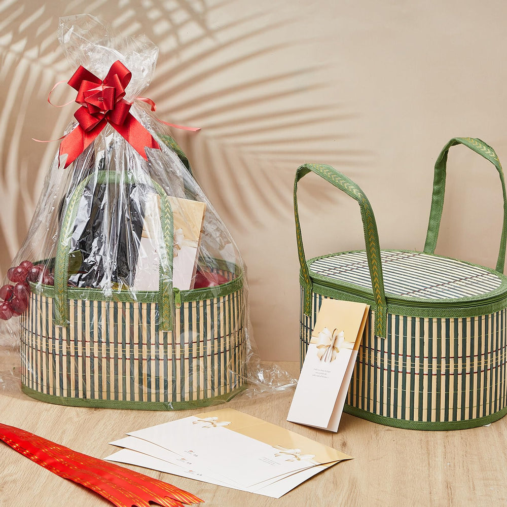 Tioncy basket dimensions 11.8 by 7.87 by 6.3 inches fit assorted gifts.