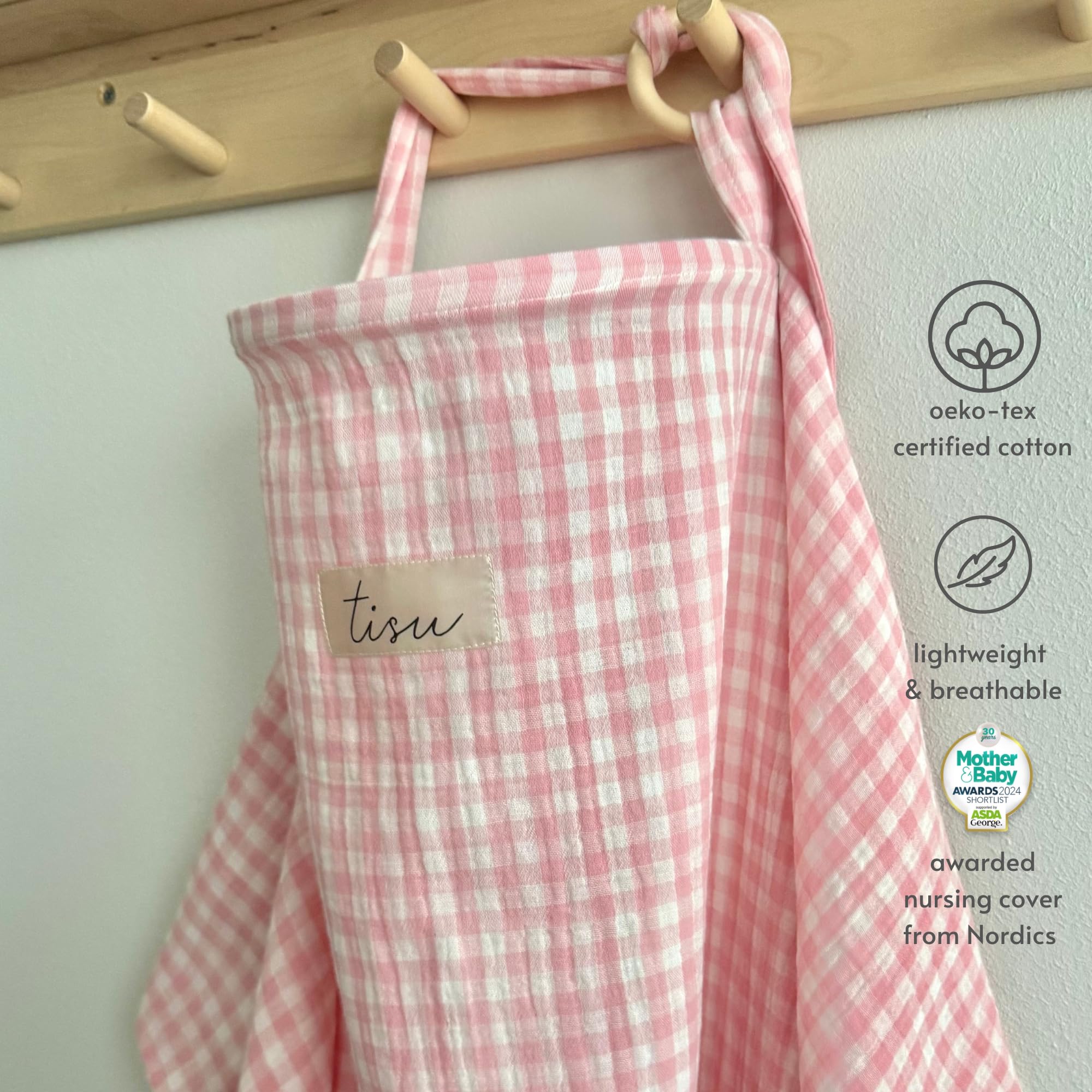 TISU nursing cover protects baby from wind and dust during outings.