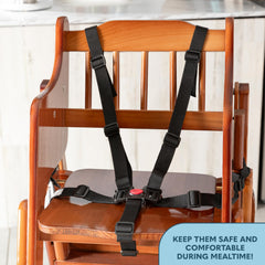 Todays Kids buckle system closeup highlights easy-release feature for parents