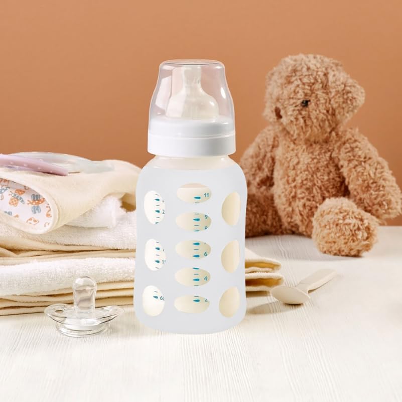Toddmomy four piece set keeps bottles covered and protected