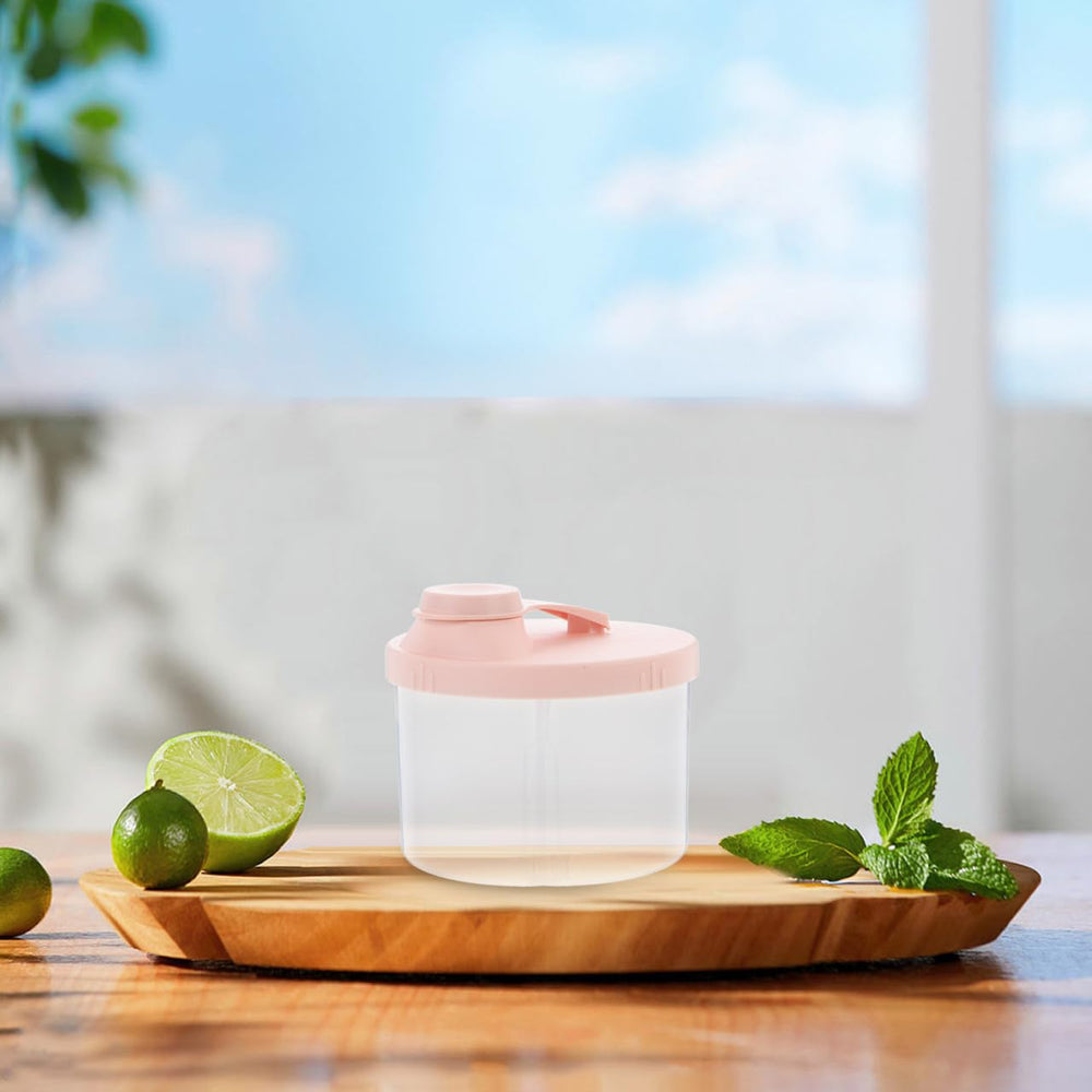 Toddmomy portable storage for milk powder suitable for home and on-the-go.