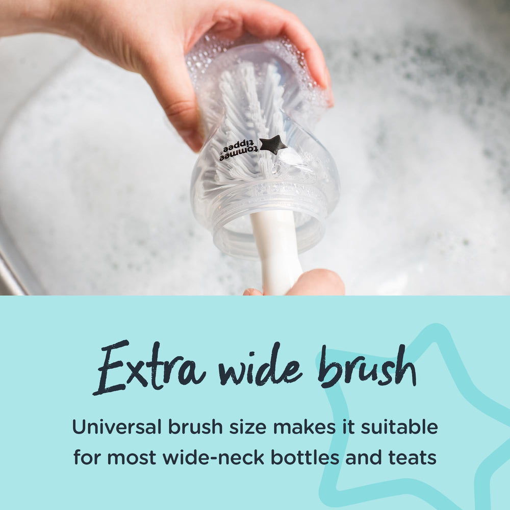 Tommee Tippee Closer to Nature half-head design for 360° cleaning around bottles