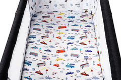 Tontukatu universal-fit sheet with elastic edge stays securely on bassinet