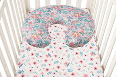 Zipper close-up on a Tontukatu nursing pillow cover