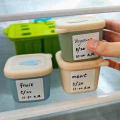 TOPGOMES reusable baby food jars; BPA-free and shatter-resistant for safe storage.