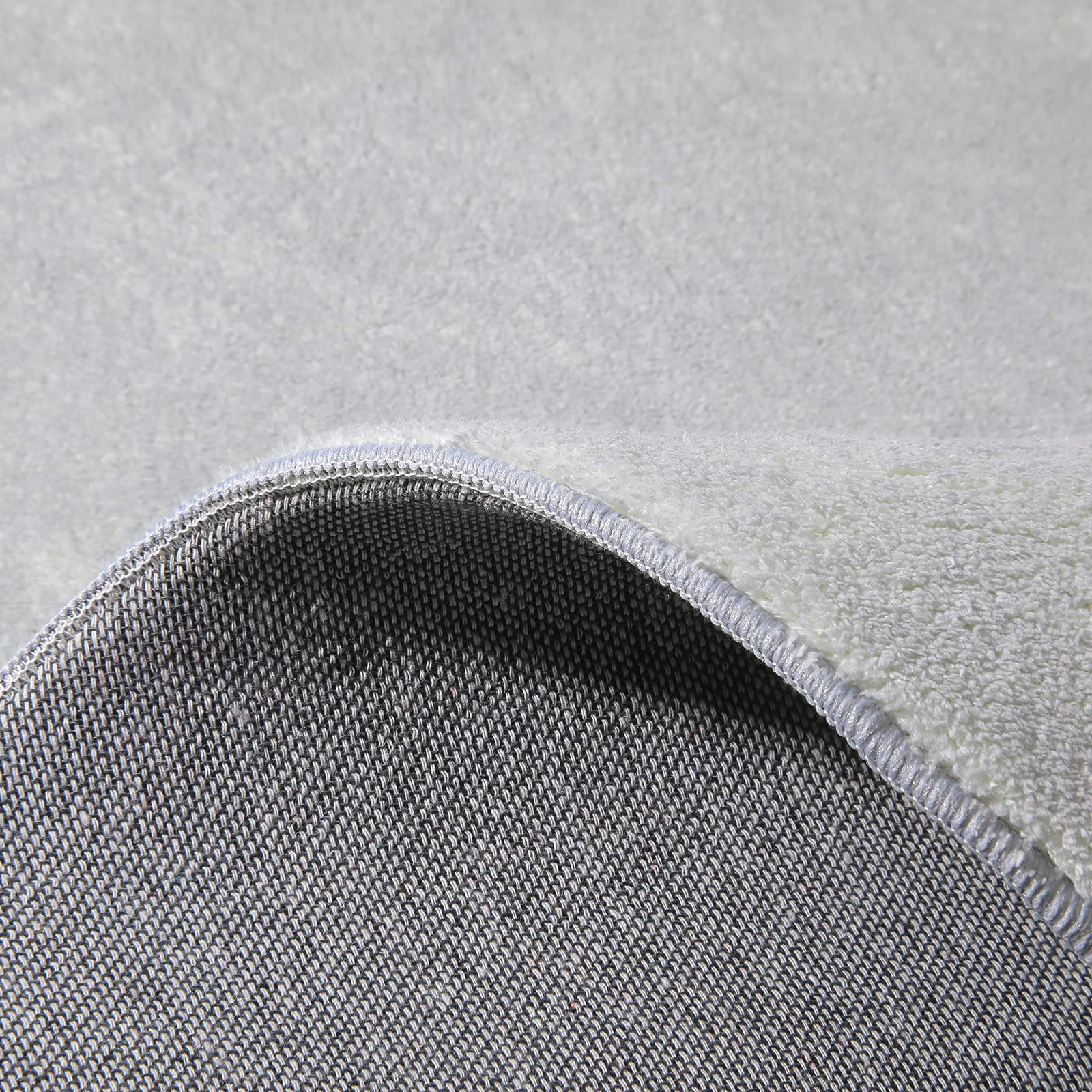 Topotdor round rug ships folded with crease-care instructions.