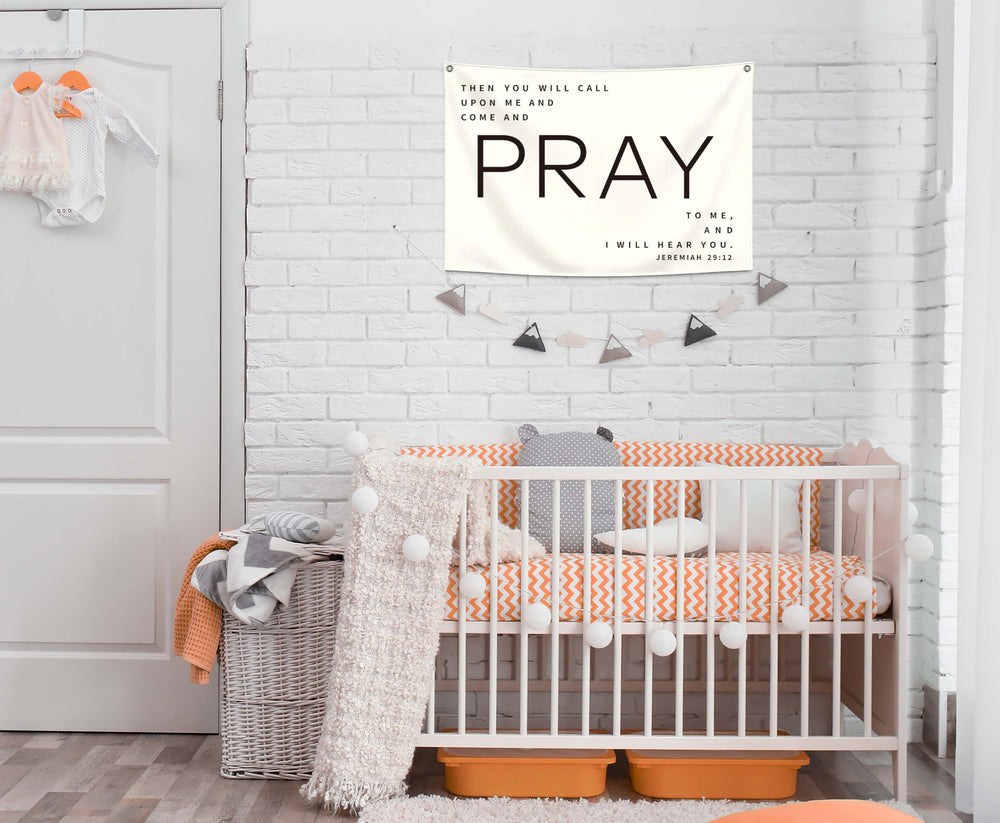 Topthink baby room decor with bright colors creates welcoming play and reading spaces