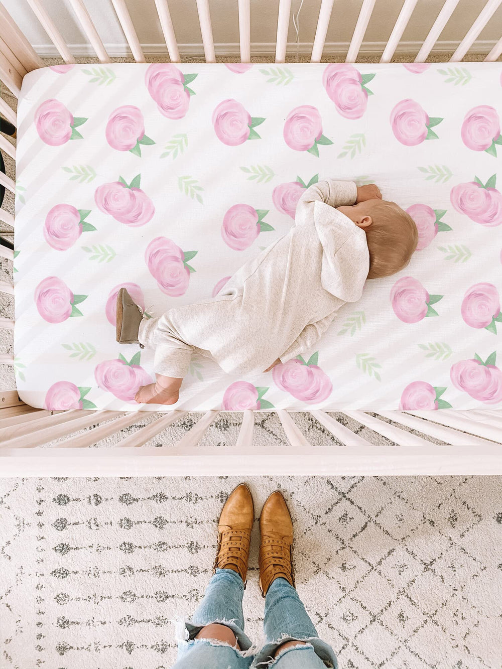 TotAha all-season jersey-knit crib sheets - breathable temperature control