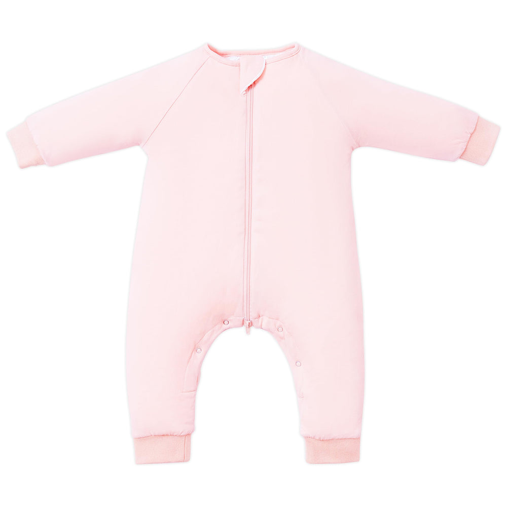 TOTBASIC 1.0 TOG sleep sack with feet keeps baby warm while allowing leg movement