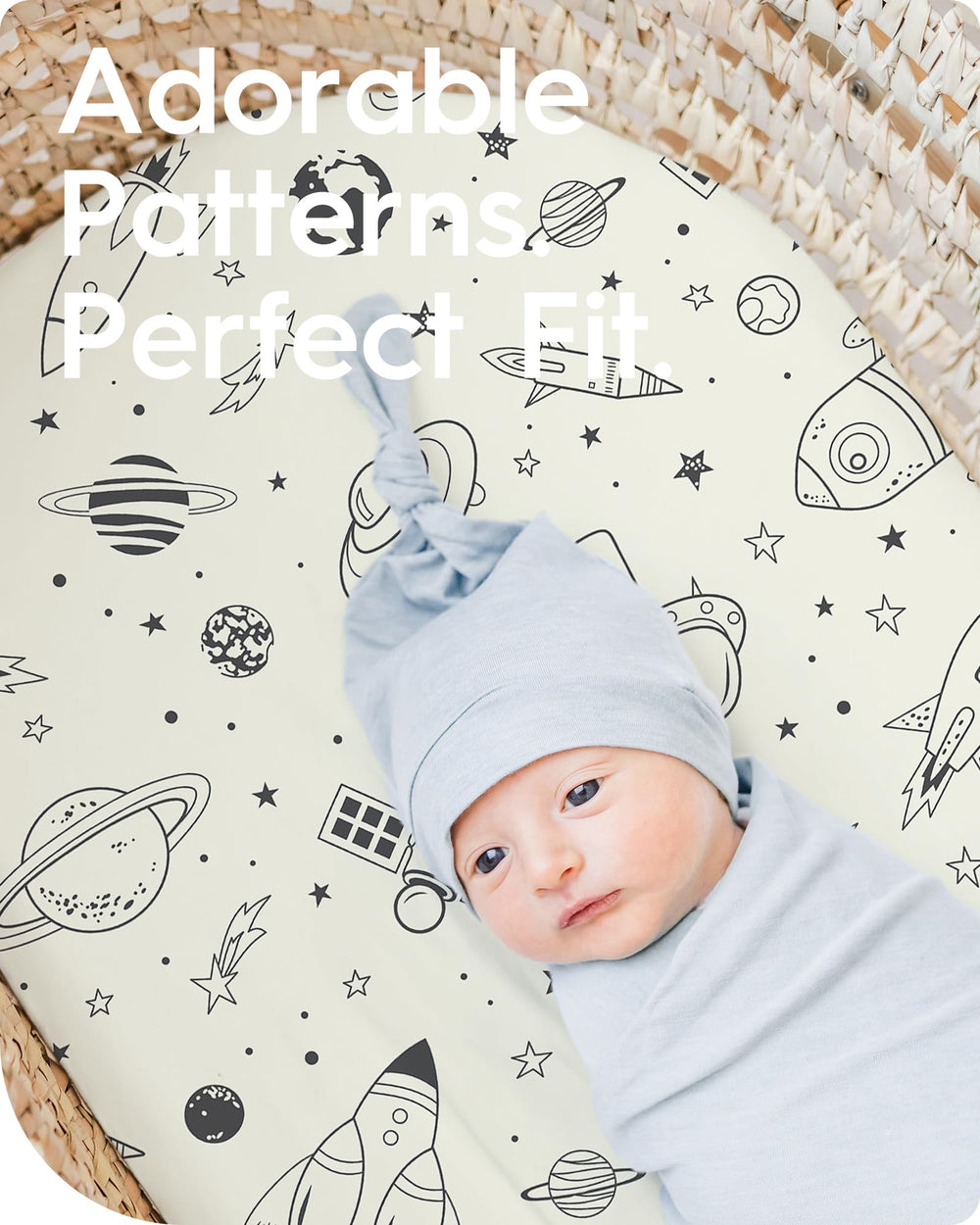 TotBasic bassinet sheet with 4-way stretch on mattress.
