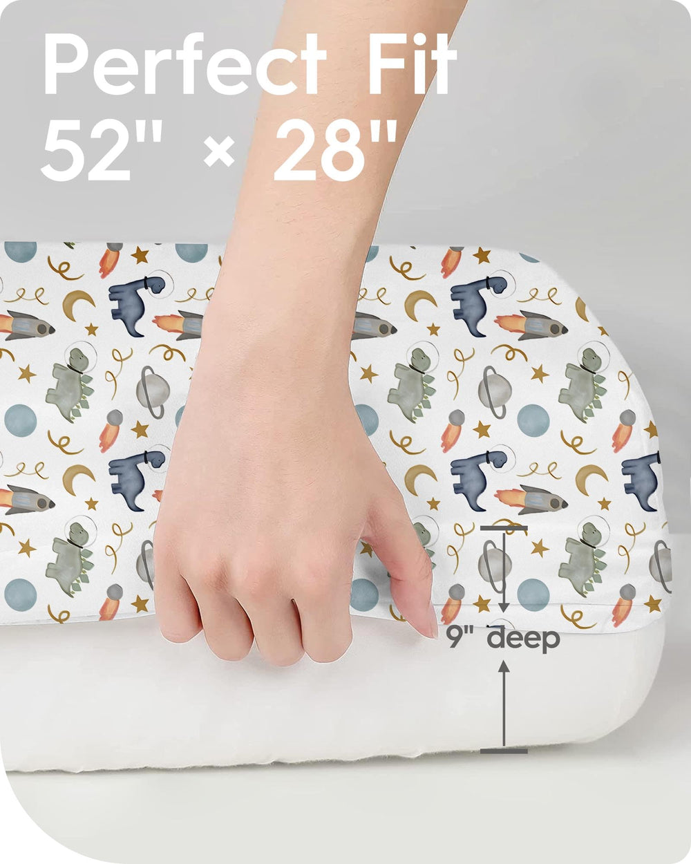 TotBasic easy-care crib sheet withstands frequent machine washing