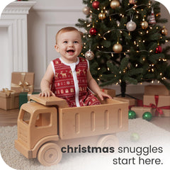 TOTCHILL Christmas Baby Sleep Sack neck and arm openings illustrate secure fit supporting comfy movement while sleeping.