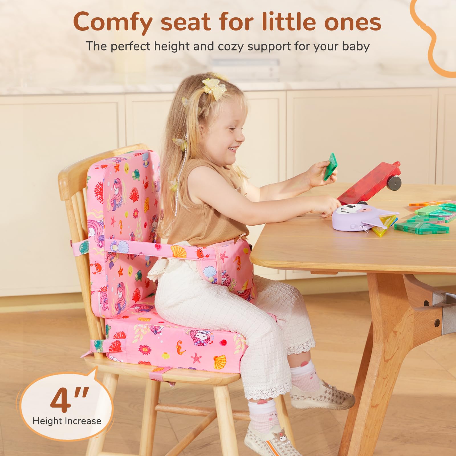 TOTIDYH booster seat with removable cover keeps surfaces clean.