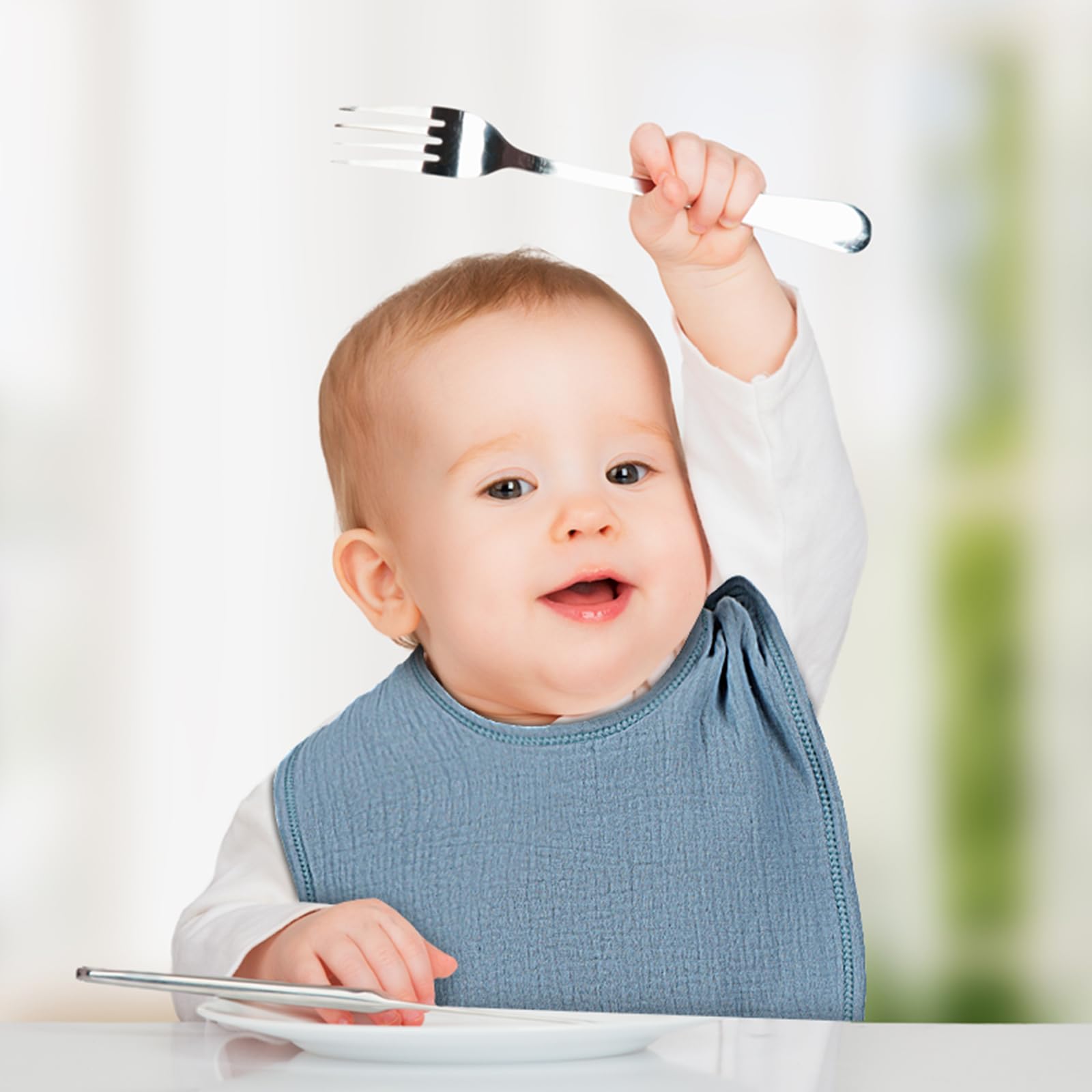 Toulite six-pack can double as burp cloths for quick cleanups.