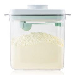 Tourdeus formula container with 1700ml capacity for on the go feeds