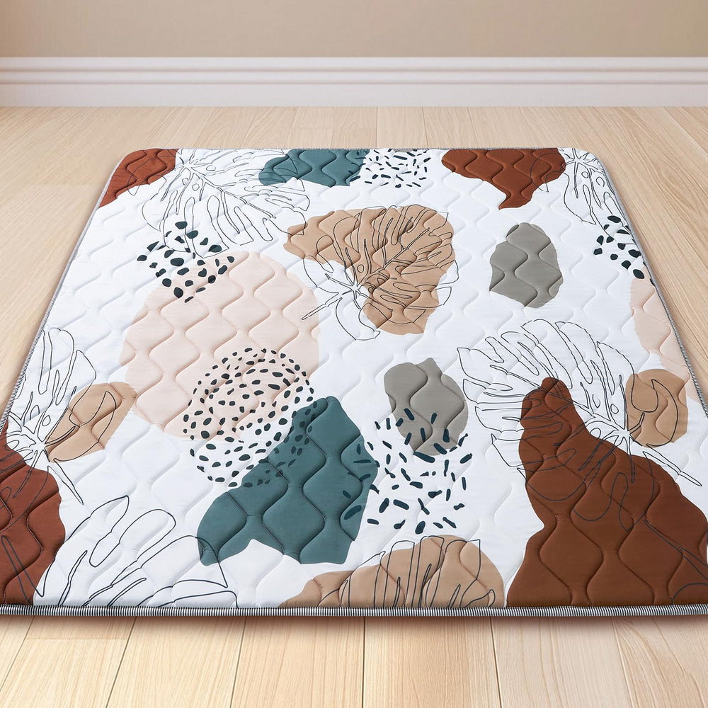TreeBud Portable mat folds for travel and visits.