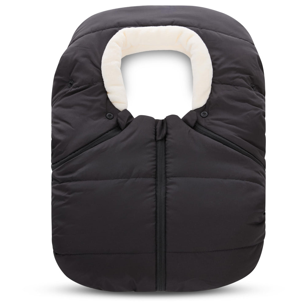 TRENDHUB quick-access zippers and magnetic closures enable quiet checks