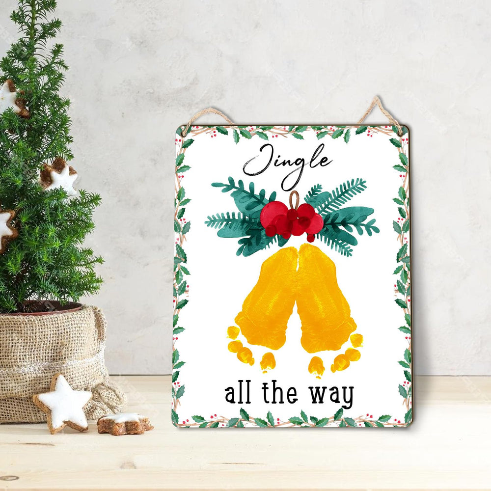 TRUMPETIC Wooden Mistletoes sign—decor that captures baby's holiday milestones for photos.