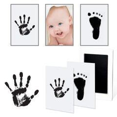 Tubuui Clean Touch ink pad creates a clean baby handprint with no mess.