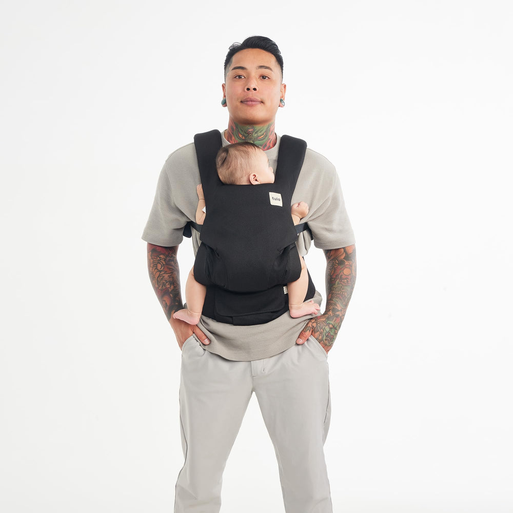Tula Explore wide waistband with lumbar support for even weight distribution