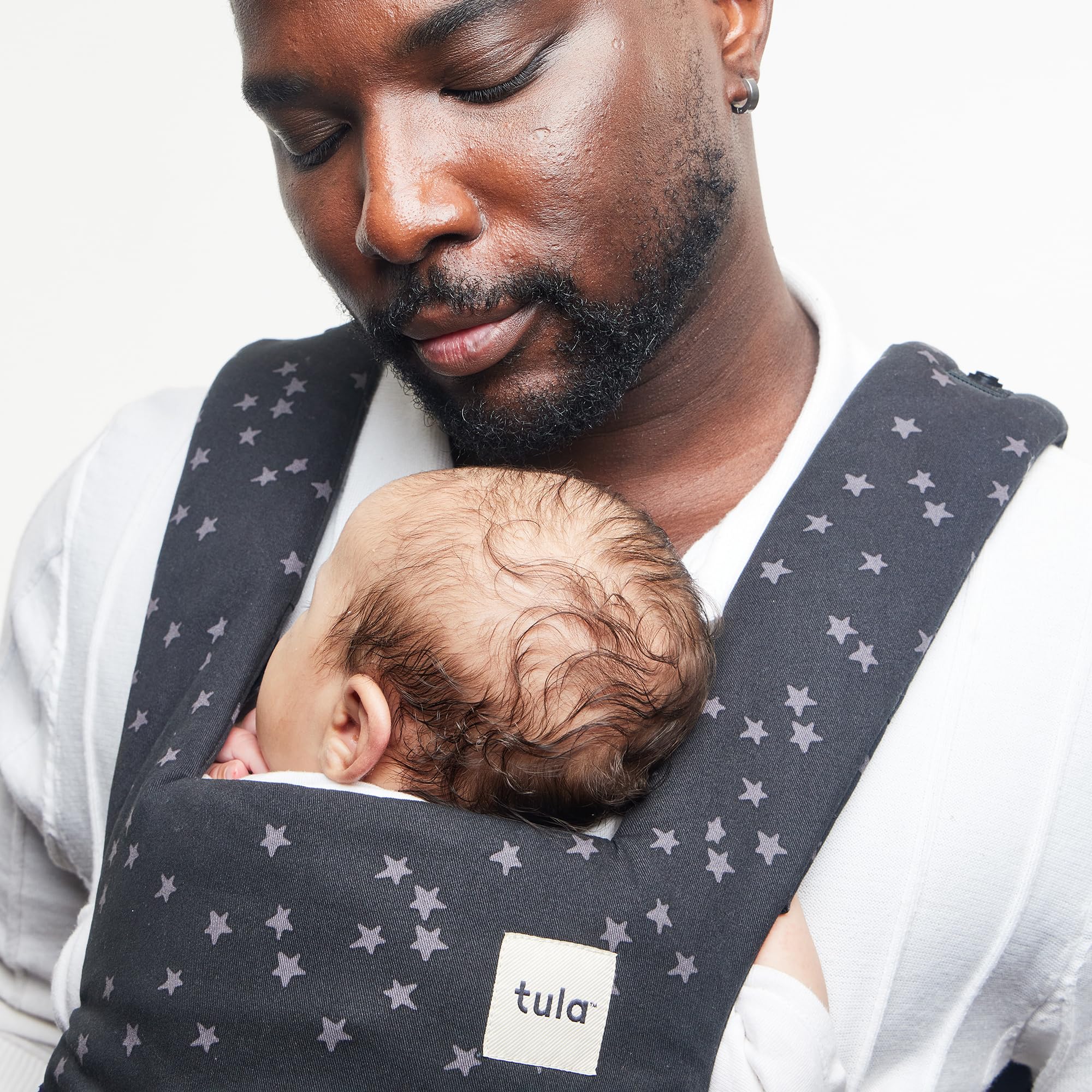 Tula Explore neck pillow provides cozy neck support for naps.