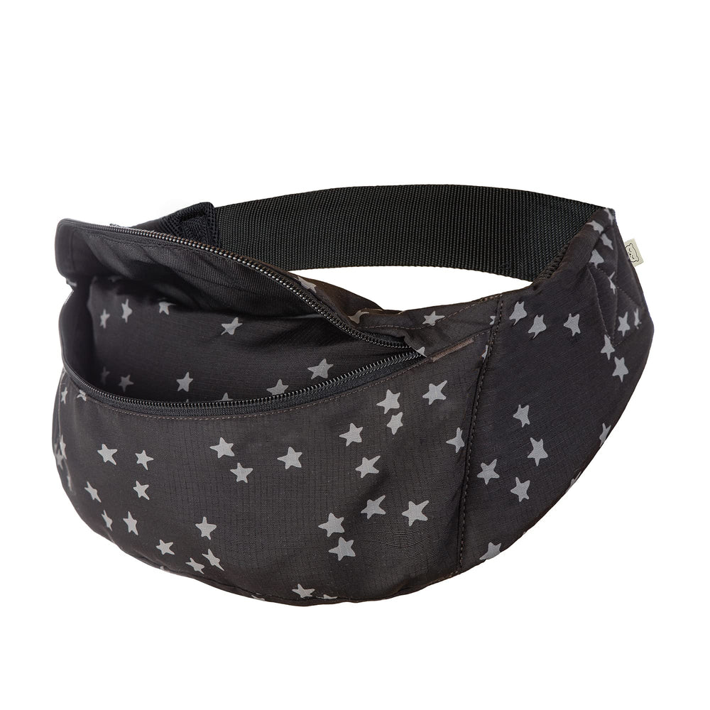 Tula Lite removable UPF 50+ hood provides sun protection