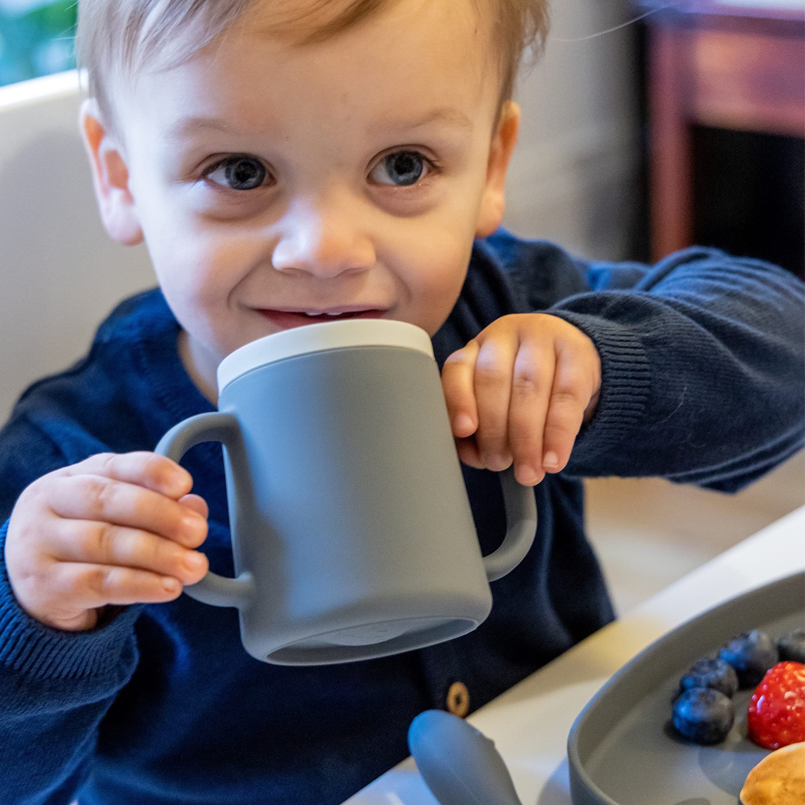 TUM TUM trainer cup handles offer secure grip for little hands