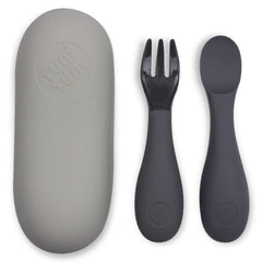 TUM TUM baby cutlery set with case, spoon and fork for easy self-feeding.