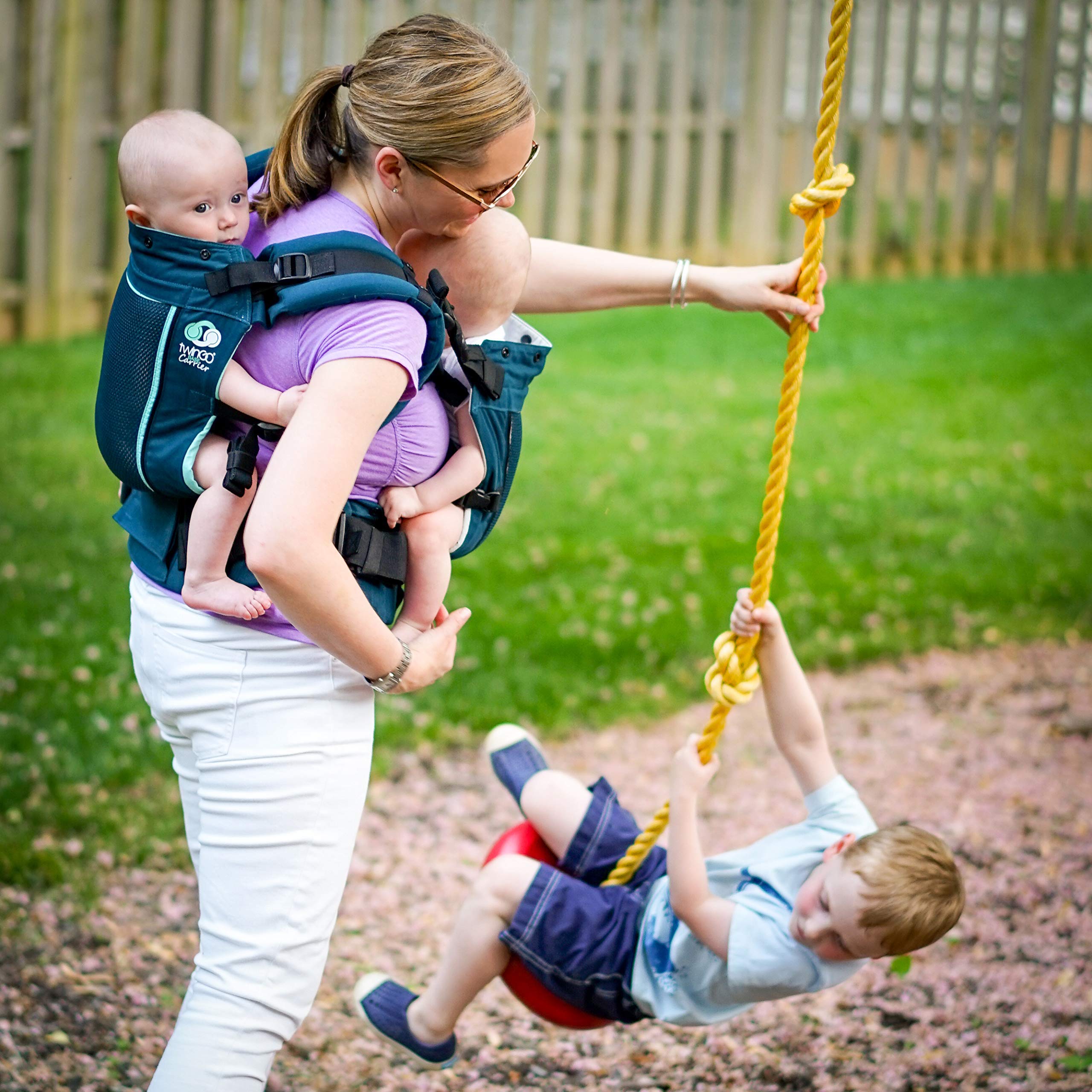 TwinGo Air Model adjustable straps and waistband fit a wide range.