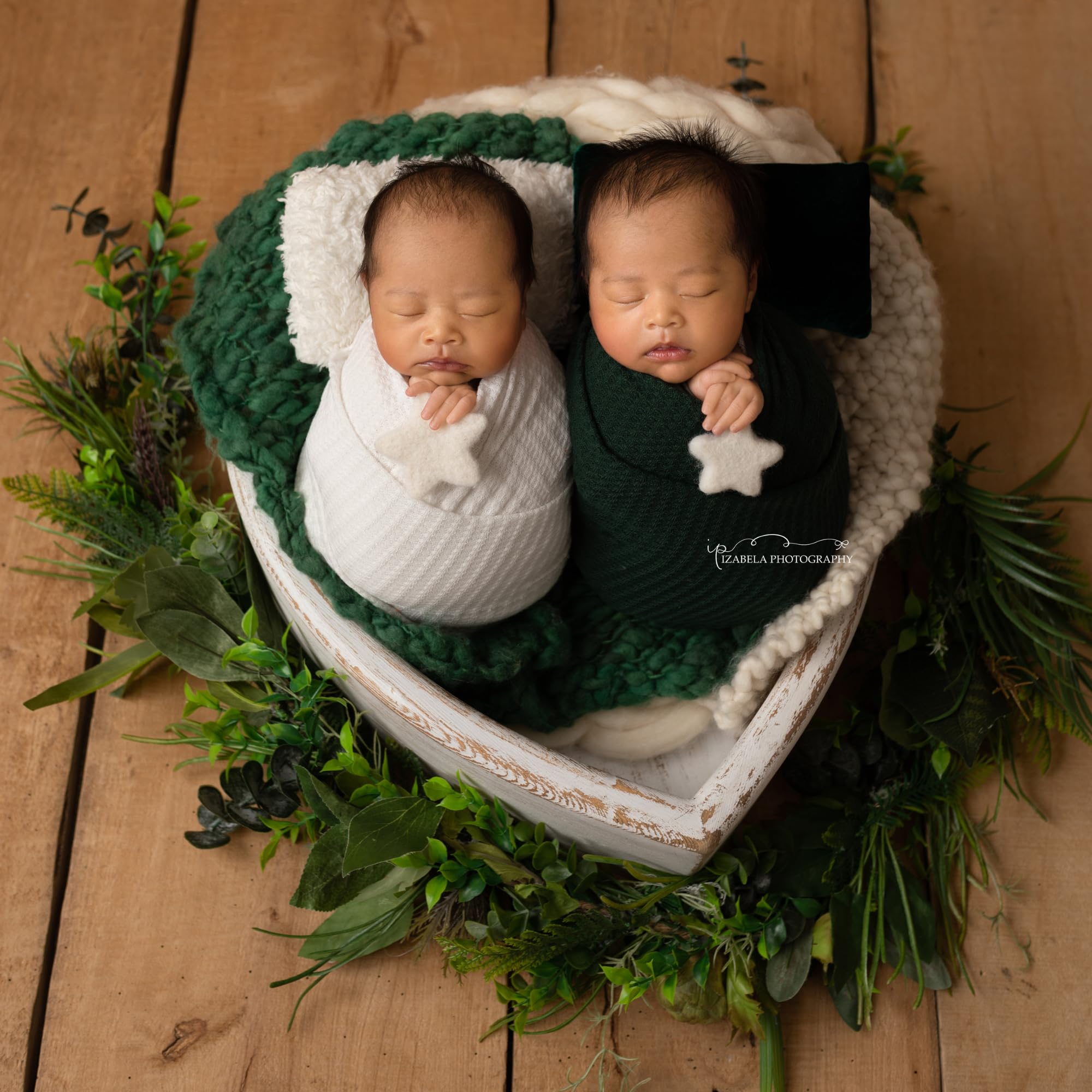Twinkle Nest dark green wrap used as nursery prop during newborn session