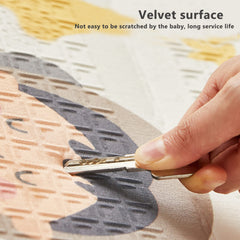 UANLAUO reversible sides offer two patterns for visual variety.