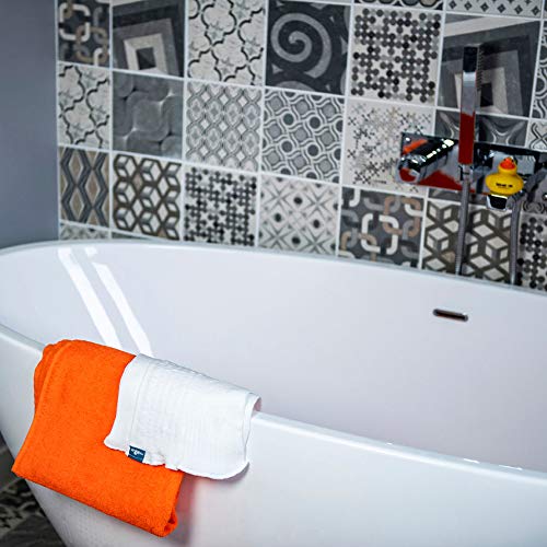 Durable fibre blends provide reliable support during daily activities.