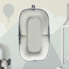 UGRASEA lounger shows breathable surface keeps baby cool
