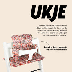 Close-up of soft cotton fabric on UKJE cushion for Stokke Tripp Trapp.