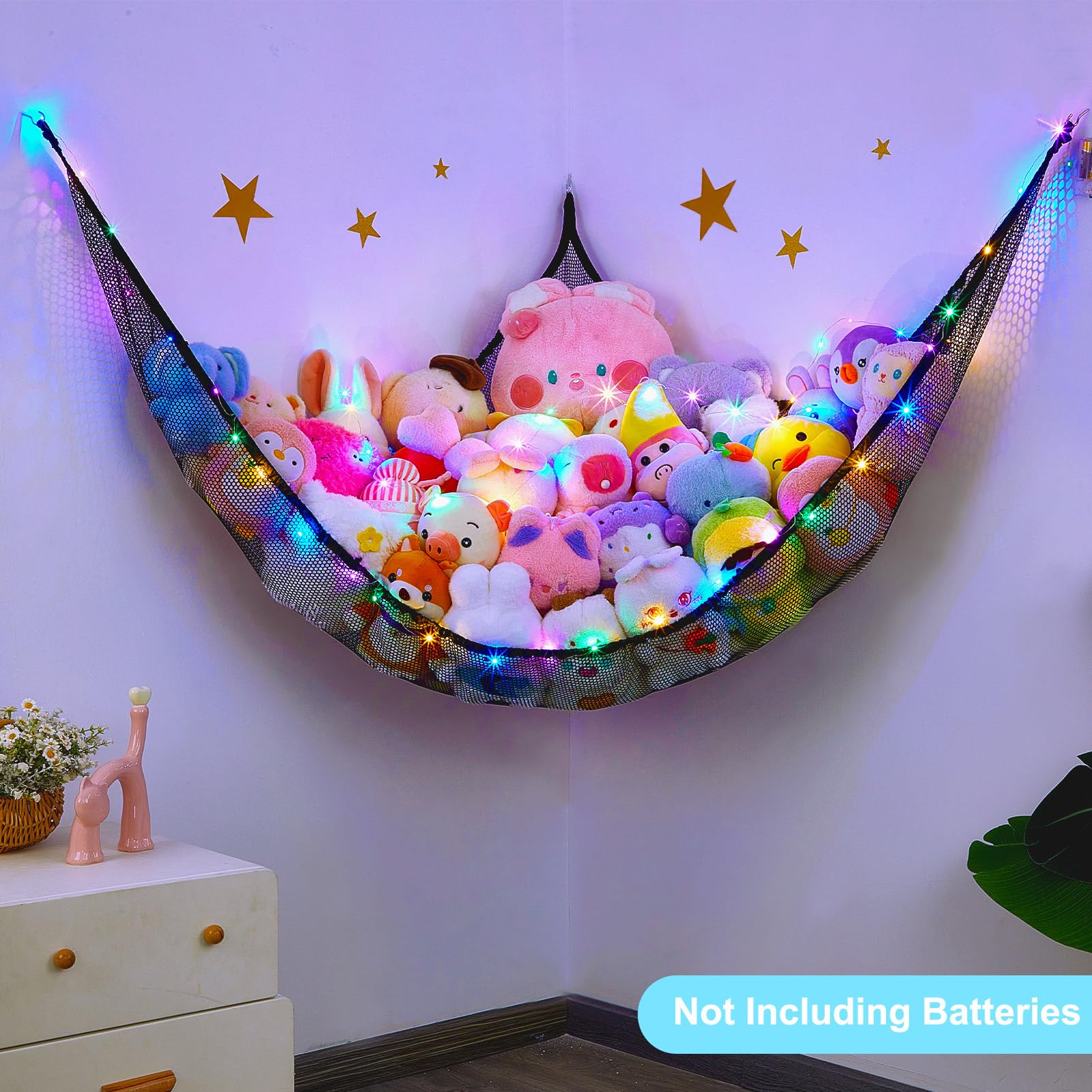 Unicorn Castle bedroom decor keeps toys off the floor.