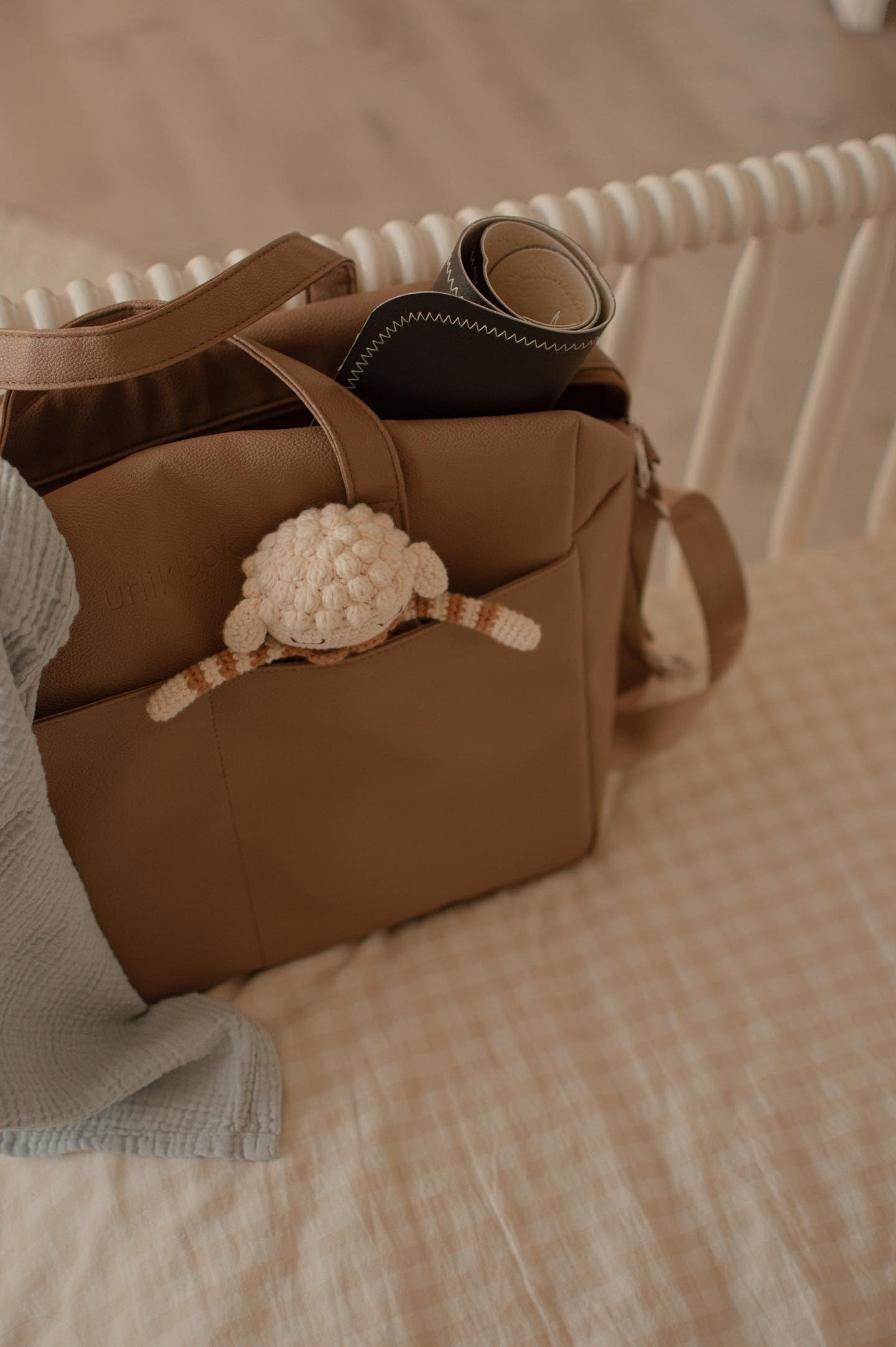 Uniklook foldable design fits stroller or purse for quick changes.