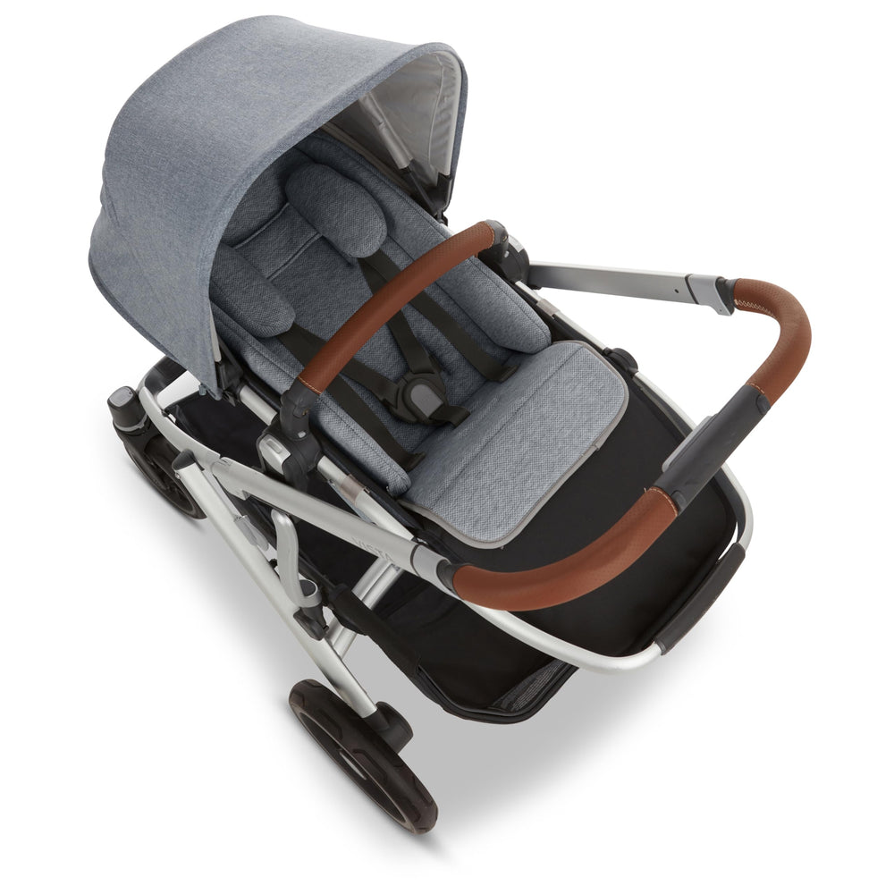 UNIQUIFY breathable fabric texture helps baby stay cool on warm days.