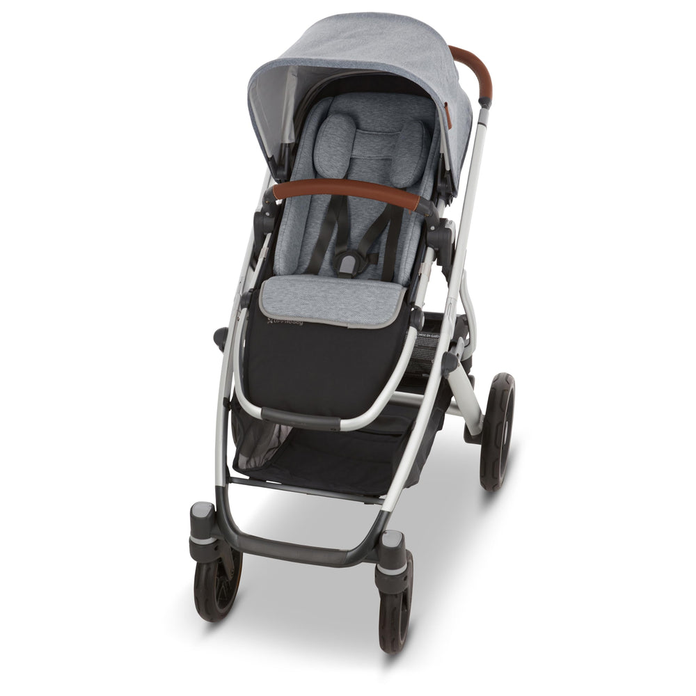 UNIQUIFY machine-washable liner cleans quickly after adventures.