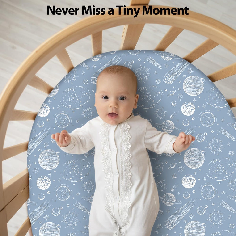 Unnivoll durable, easy-care bassinet sheets resist shrinking and fading after washes.