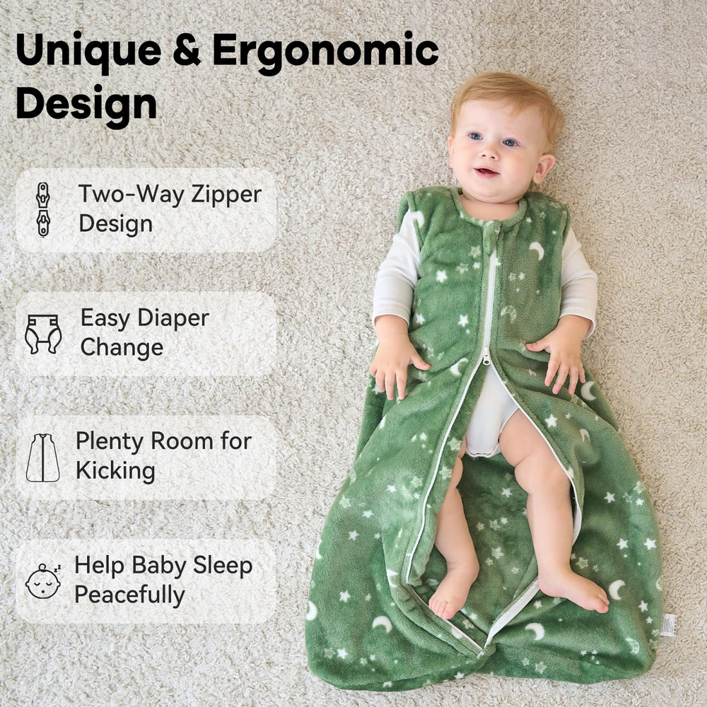 Unnivoll fleece sleep sack roomy-fit design supports hip-friendly warmth.