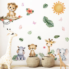 Unonede animal wall decals featuring a giraffe brighten kids' rooms.