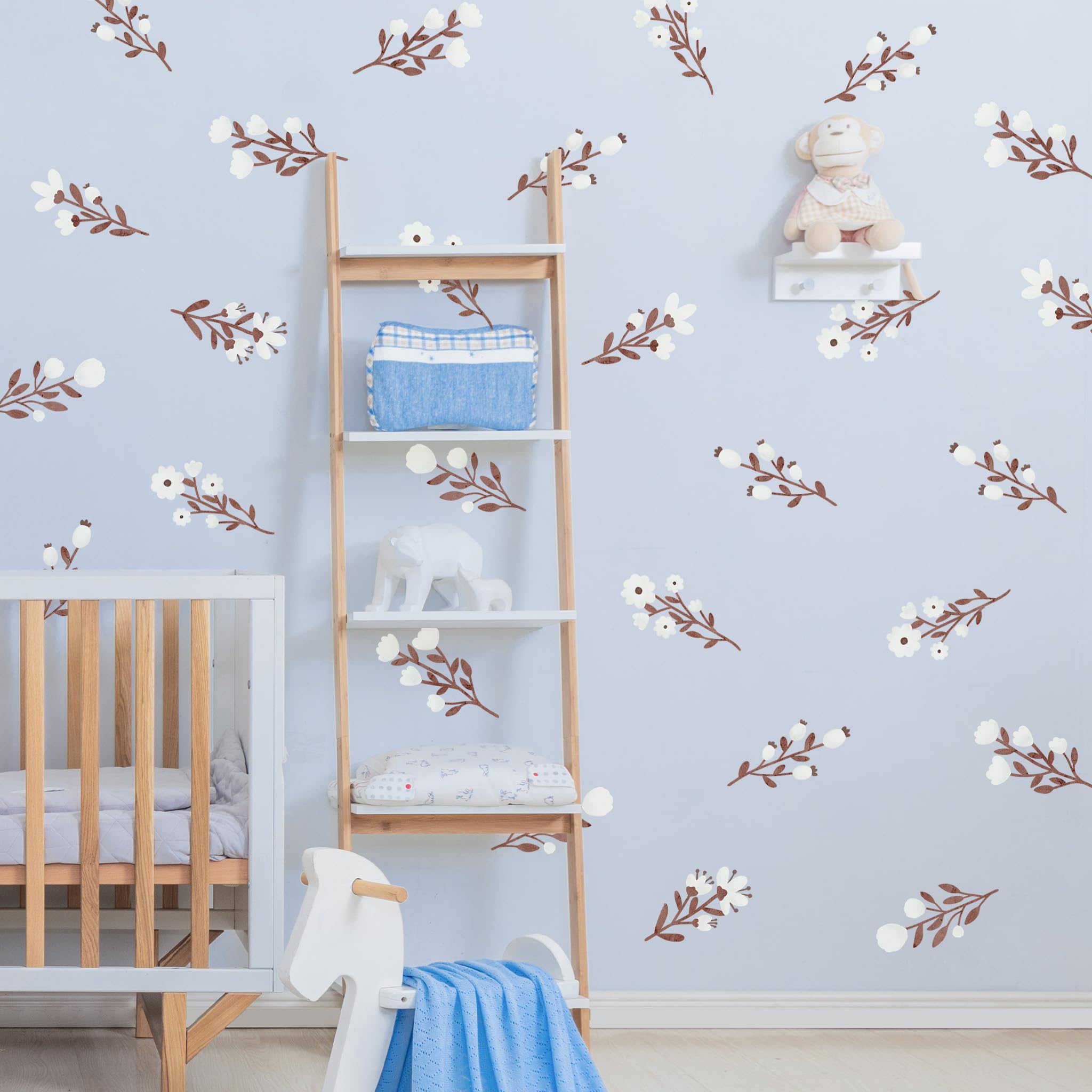 Unonede baby room decor flower stickers create a gentle, inviting ambiance.