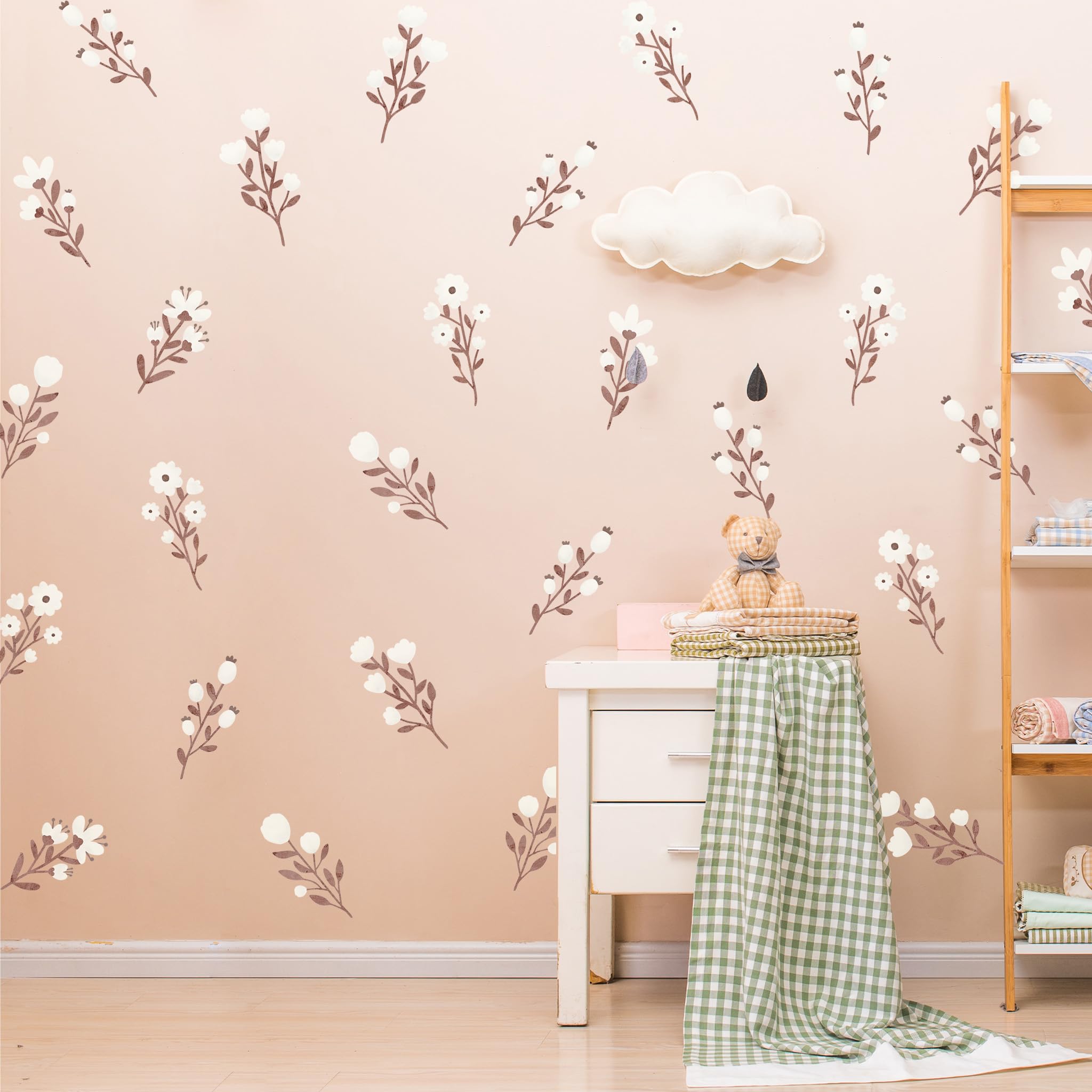 Unonede high-quality vinyl wall stickers offer durable adhesion on flat surfaces.